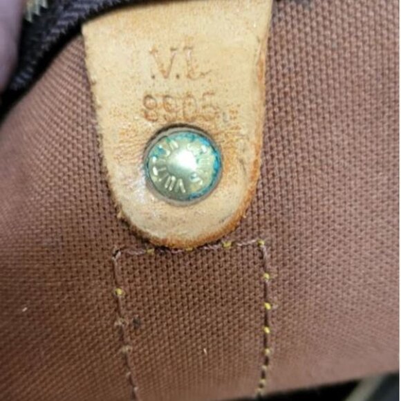 Louis Vuitton Keepall 55 - Picture 13 of 14